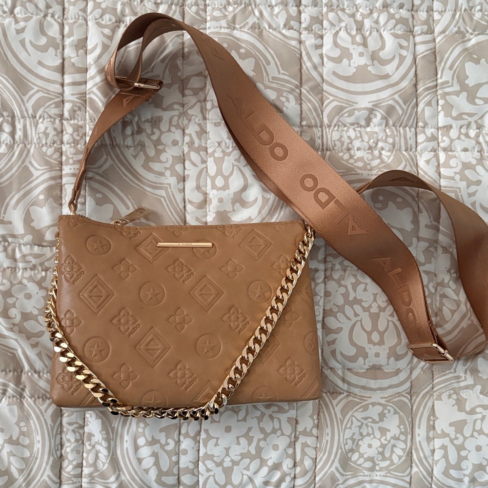 NEW LIMITED EDITION Aldo Camel Crossbody Bag with Gold Chain Accent